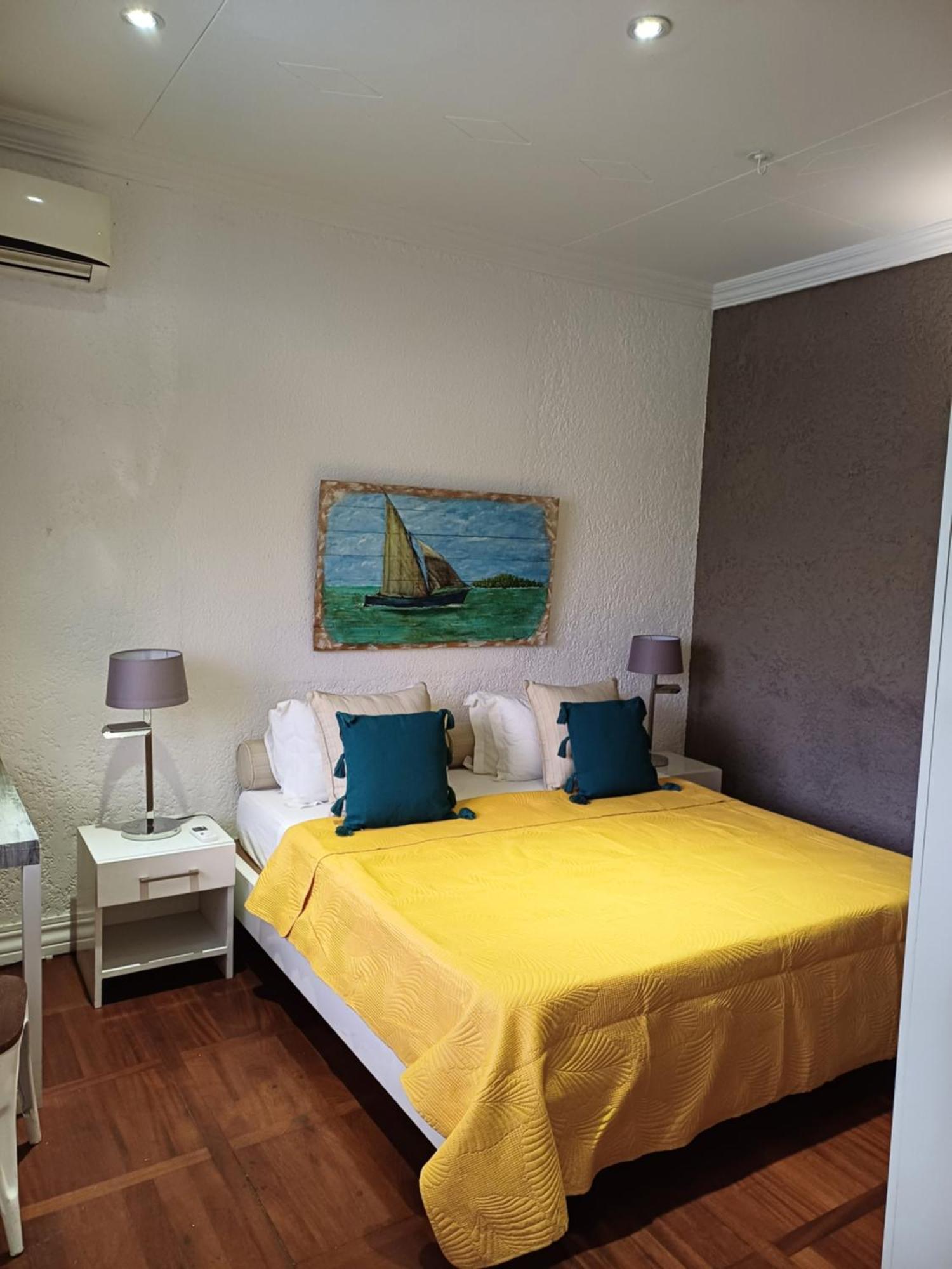 Explora Prestige Bed & Breakfast Blue Bay Eksteriør bilde